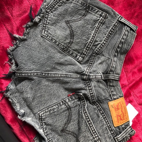 grey vintage levi shorts - Picture 2 of 4